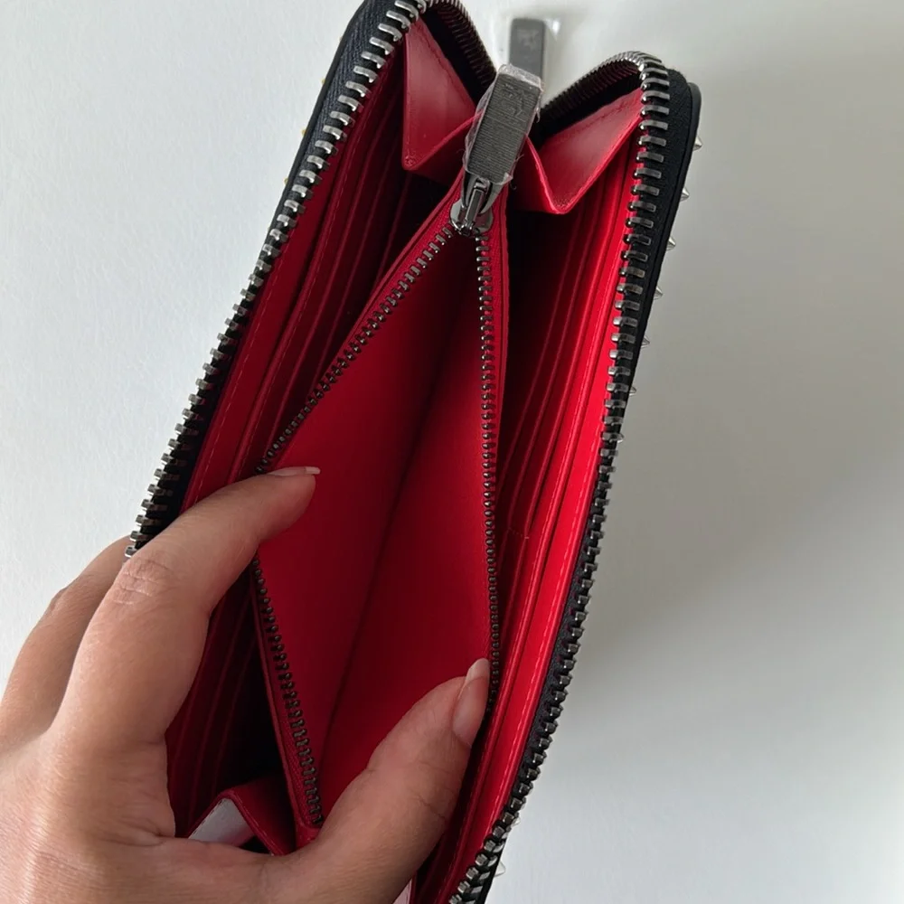 ❌SOLD❌ Christian Louboutin Panettone Wallet Calf Empire/Spikes Mix with Box & DB - Picture 7 of 14